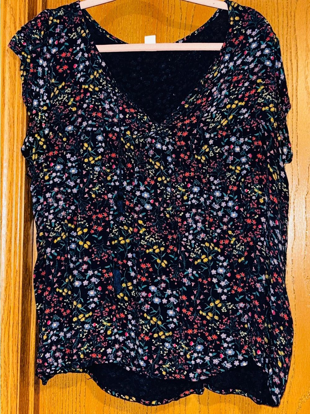 Women's Floral V-Neck Short Sleeve Top - Navy with Multicolor Floral